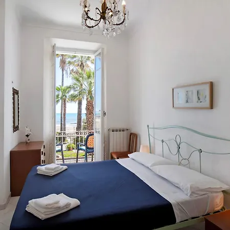 Casa Edda - Sea View Diano Marina